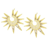 Aretes Solara con diseño inspirado en el sol.
